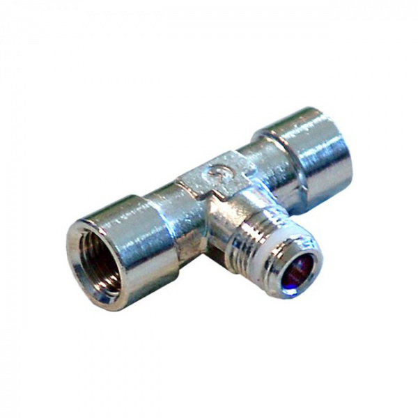 adapter_2_0_mpv_adapter_dlya_podklyucheniya_obduvochnogo_sopla_ili_pnevmodolota_k_peskostruynym_apparatam_averon_135-650x650